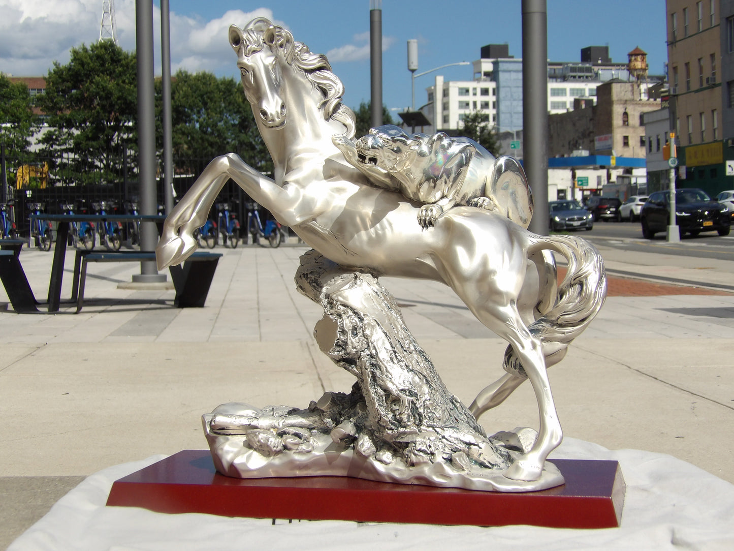 Horses Sculpture – Silver-Coated Resin on Mahogany Base: A Majestic Tribute to Grace and Strength