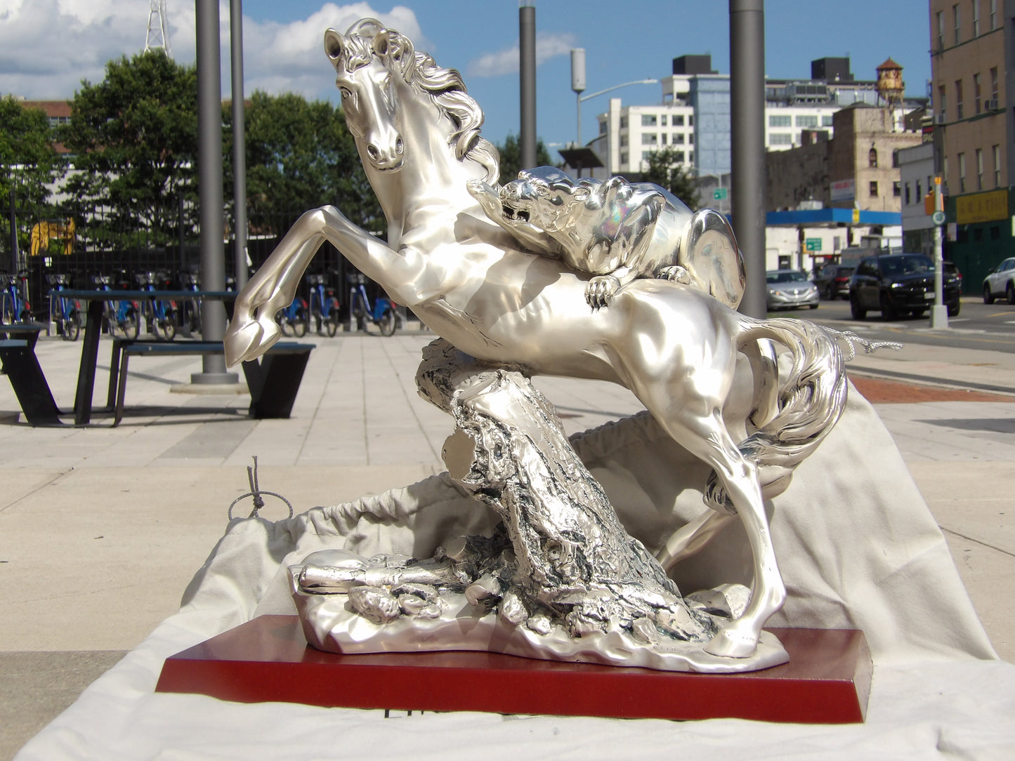 Horses Sculpture – Silver-Coated Resin on Mahogany Base: A Majestic Tribute to Grace and Strength