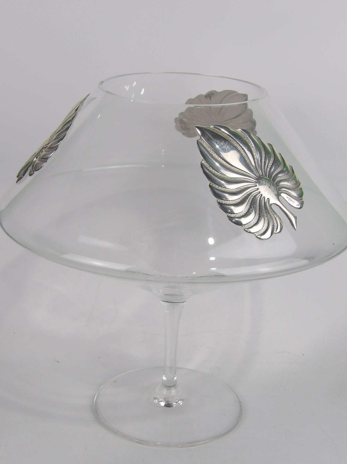 Clear Glass Candel holder with silver bilaminate subject "Leaves"