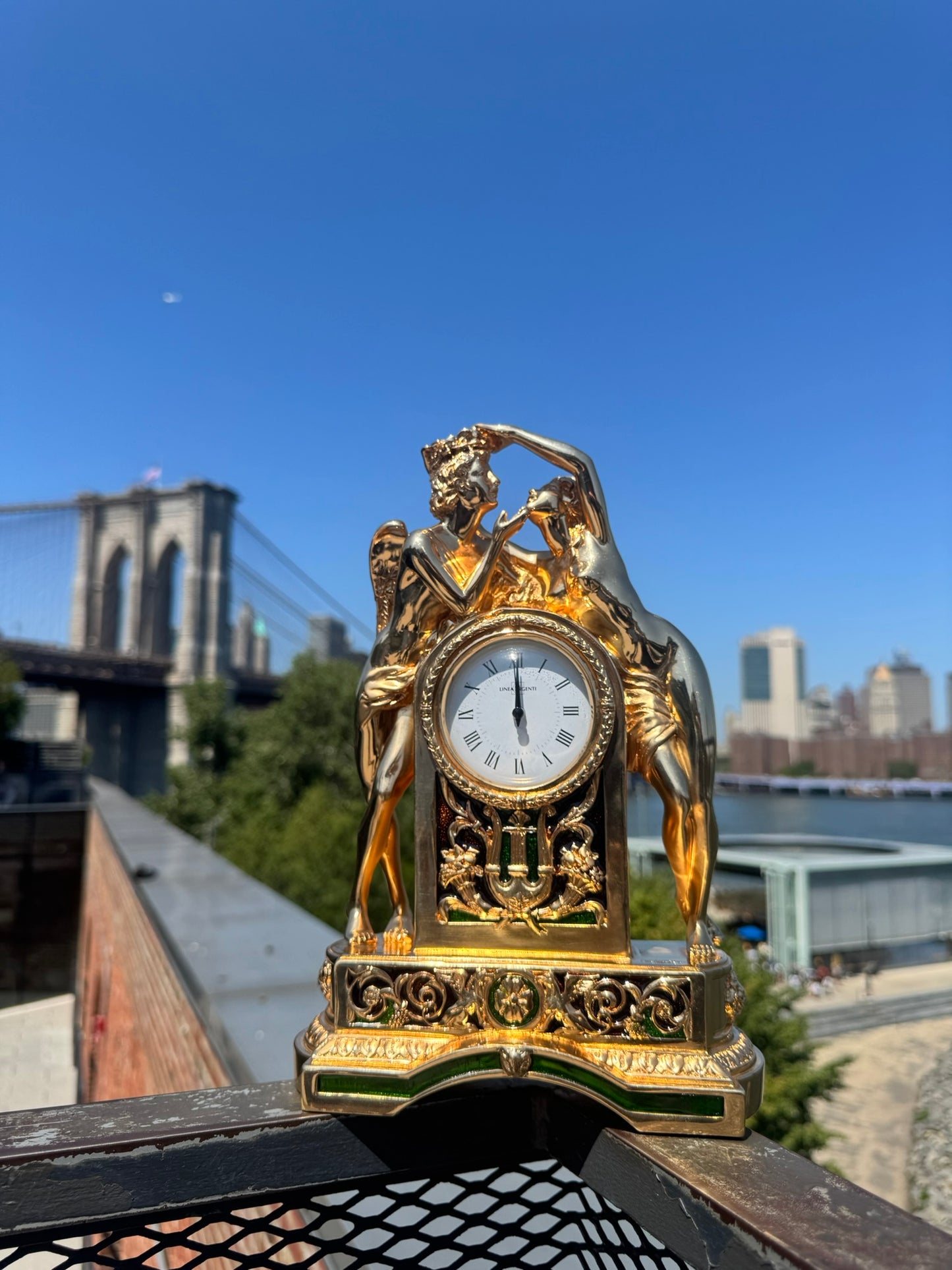 Eros and Psyche Golden Clock - A Timeless Tale of Love and Devotion