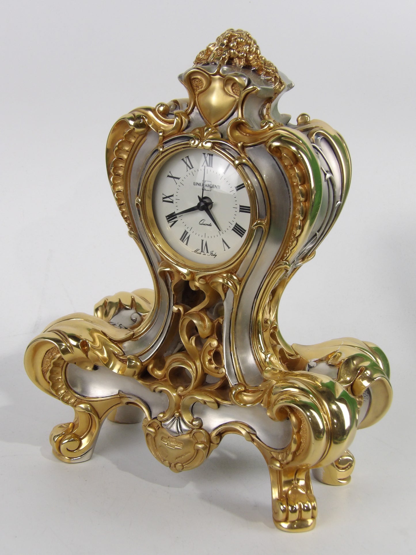 Baroque Style Table Clock in Gold and Silver Resin