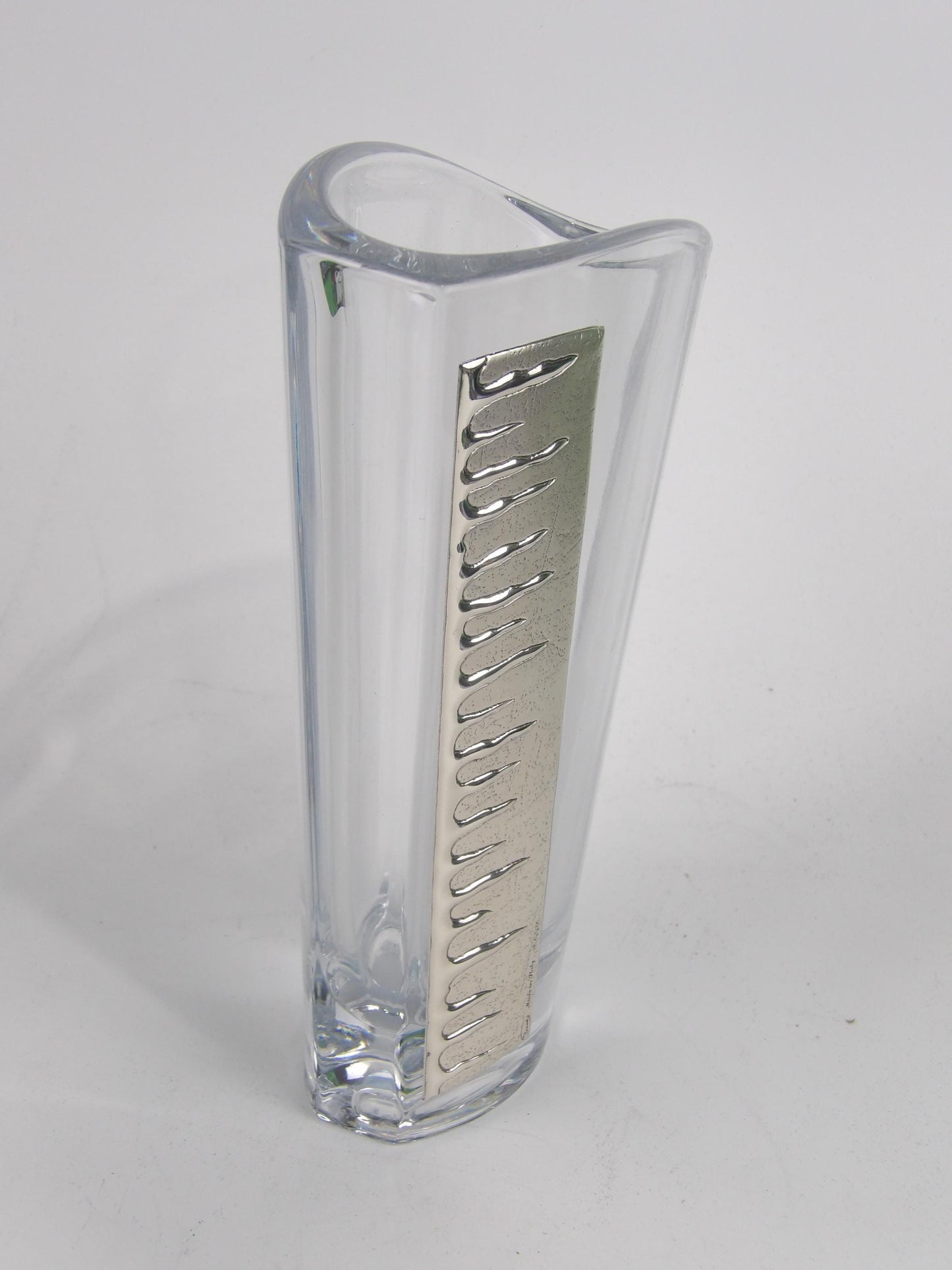 Handmade Clear Glass Vase with Silver-Coated Bilaminate and Flowers Pack