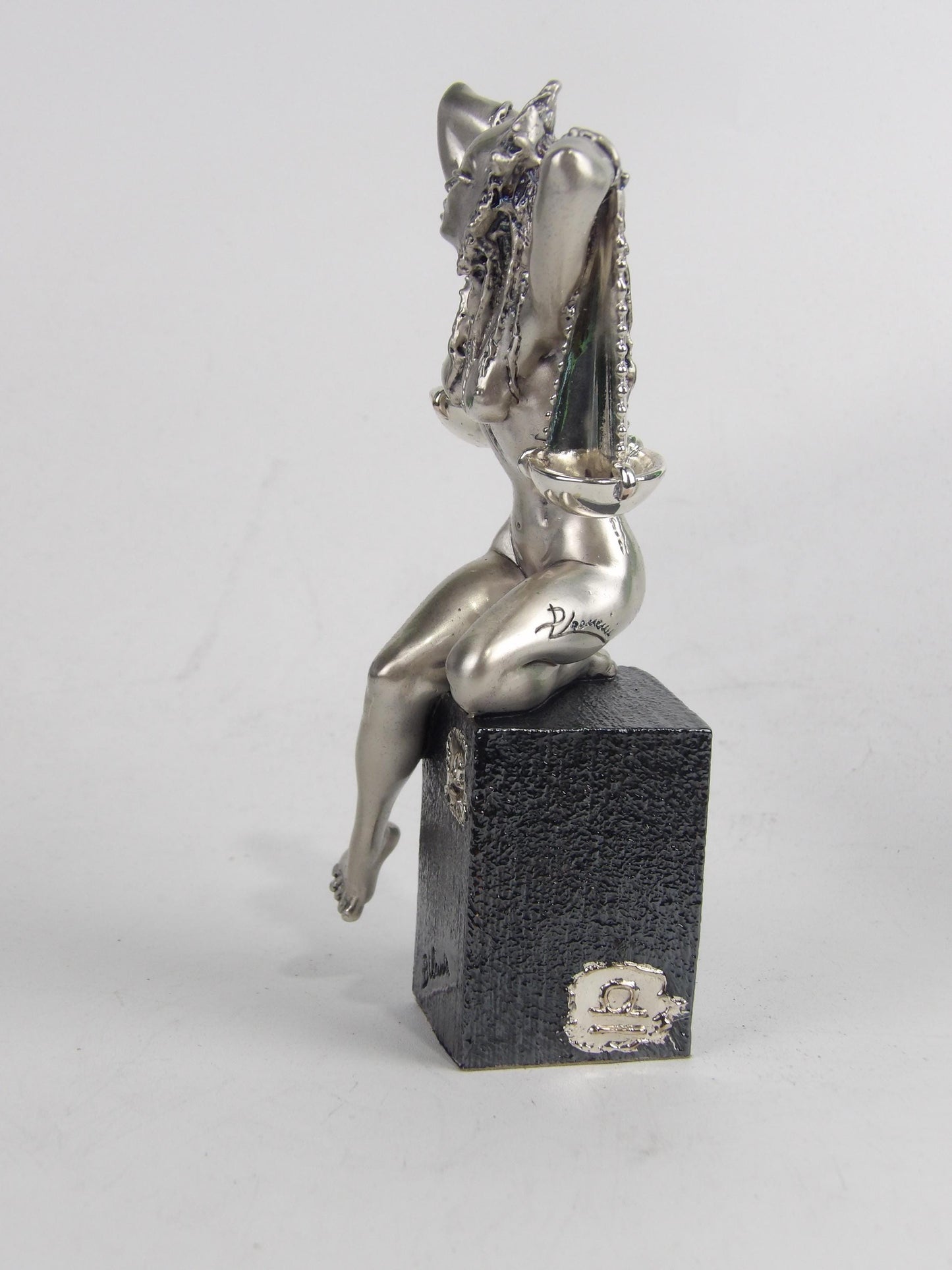 Silver-coated resin sign of the zodiac “Libra” with black finish