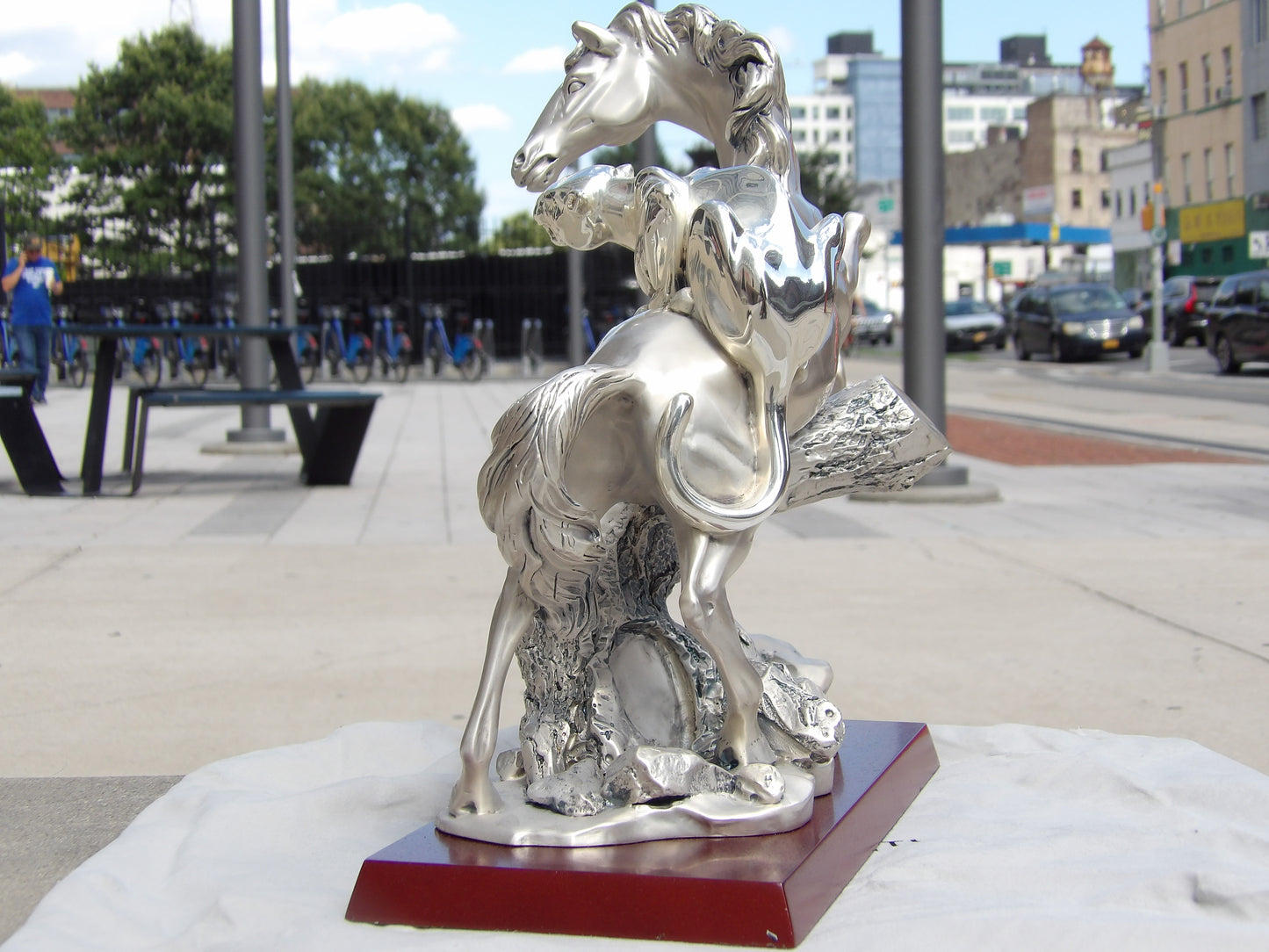 Horses Sculpture – Silver-Coated Resin on Mahogany Base: A Majestic Tribute to Grace and Strength