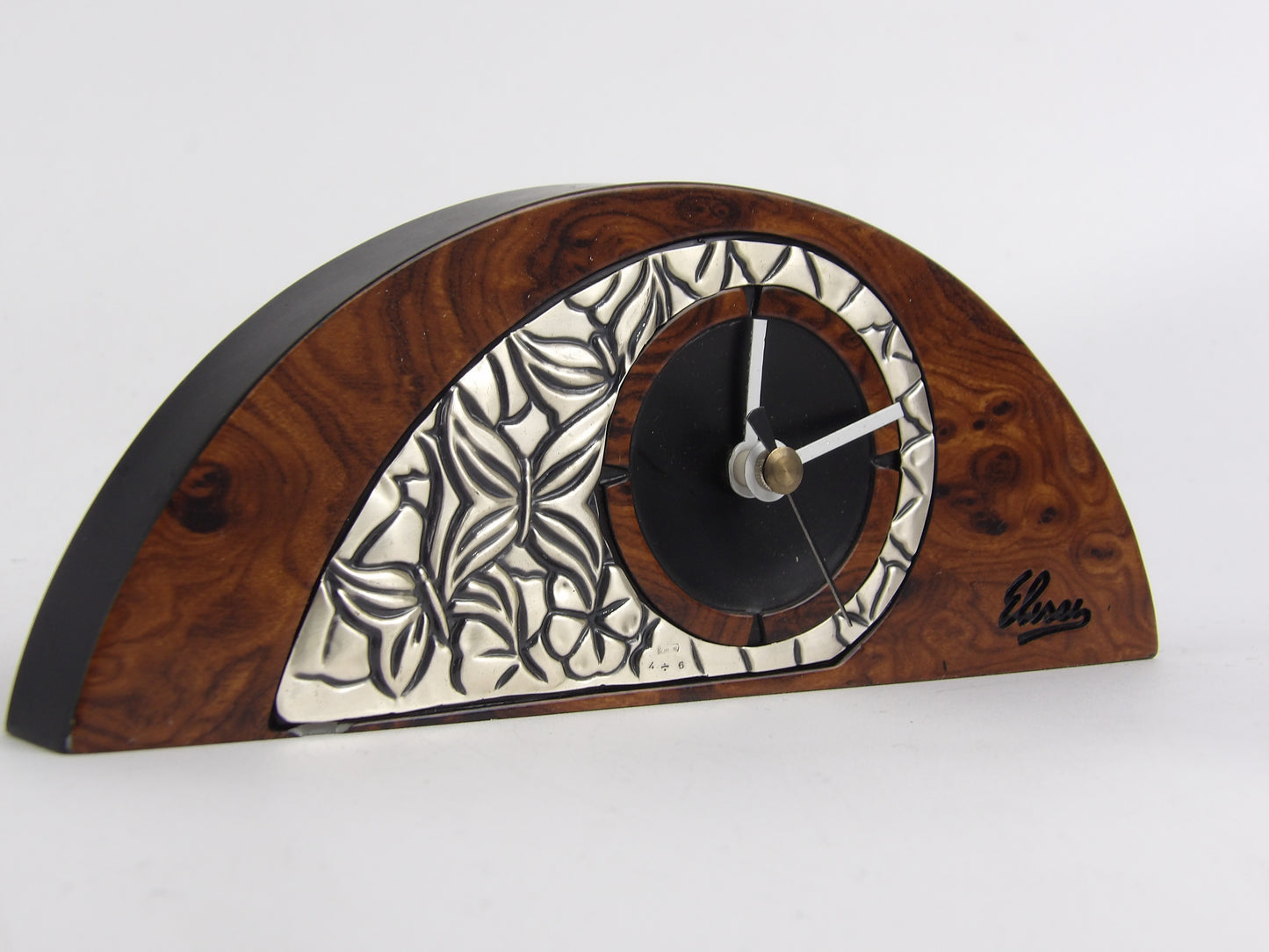 Reloj de mesa de caoba con bilaminado revestido de plata