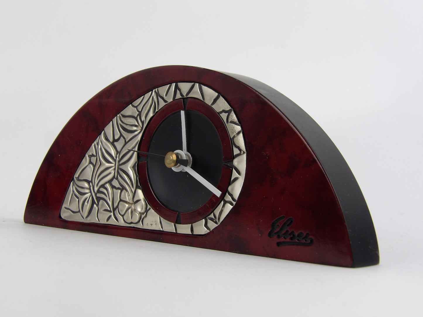 Reloj de mesa de caoba roja con bilaminado plateado