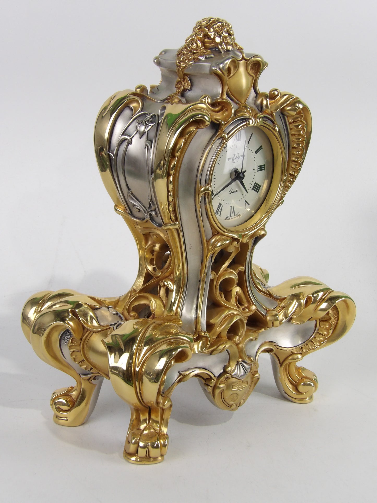 Baroque Style Table Clock in Gold and Silver Resin