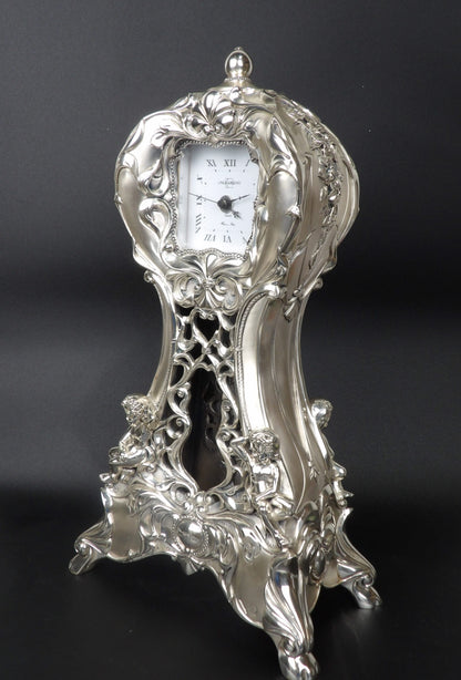 Baroque Style Pendulum in Silver Resin - Timeless Elegance and Ornate Design
