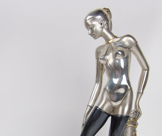 Elegant Ballet Statue - Graceful and Artistic Decor