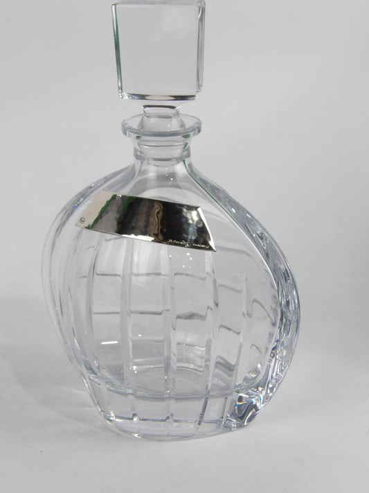 Crystal Decanter with Silver Coated Bilaminate – A Touch of Luxury